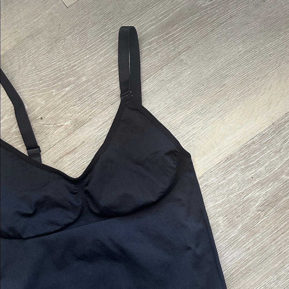Cali Curves | Seamless Shapewear Bodysuit - Picture 5 of 8